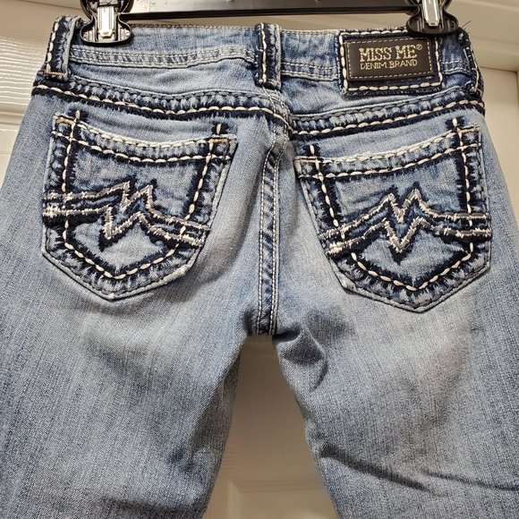 Miss Me Blue Sunny Capri Jeans Women's 27x20.5‎ - Picture 5 of 6